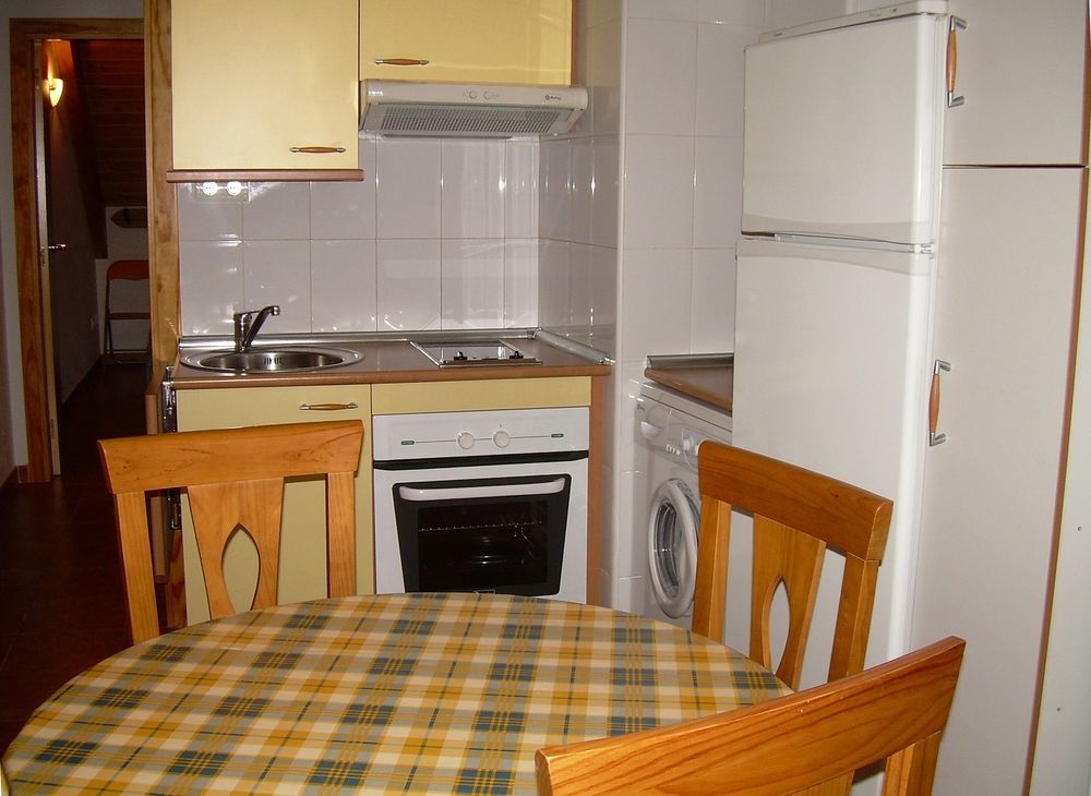 Apartamentos Biescas 3000 Екстериор снимка
